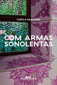 com armas sonolentas